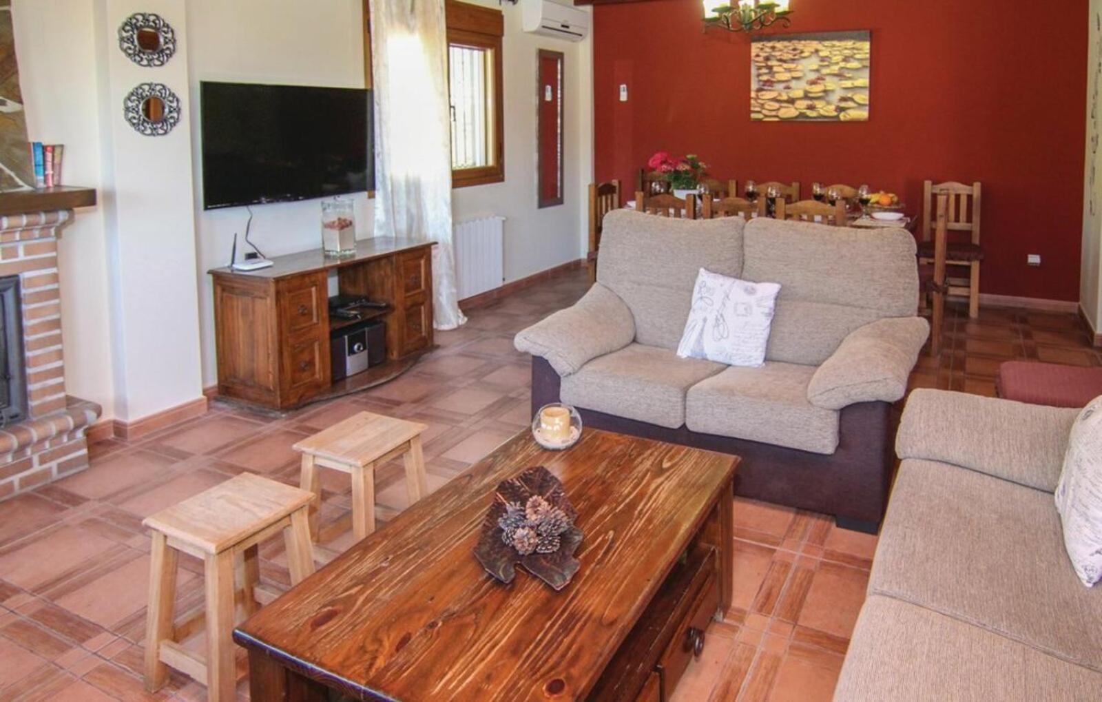 Villa Javier En Sayalonga Luaran gambar
