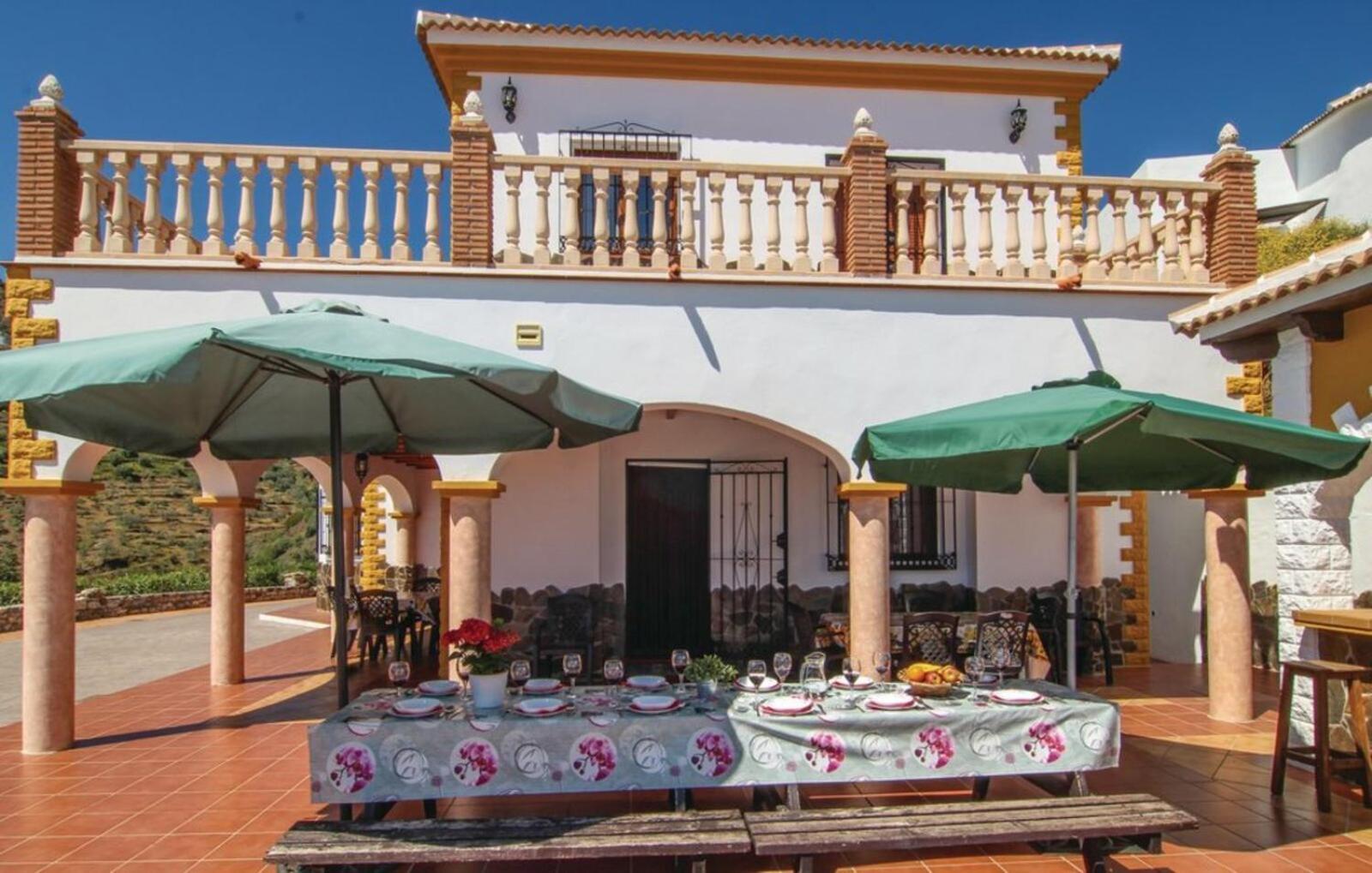 Villa Javier En Sayalonga Luaran gambar