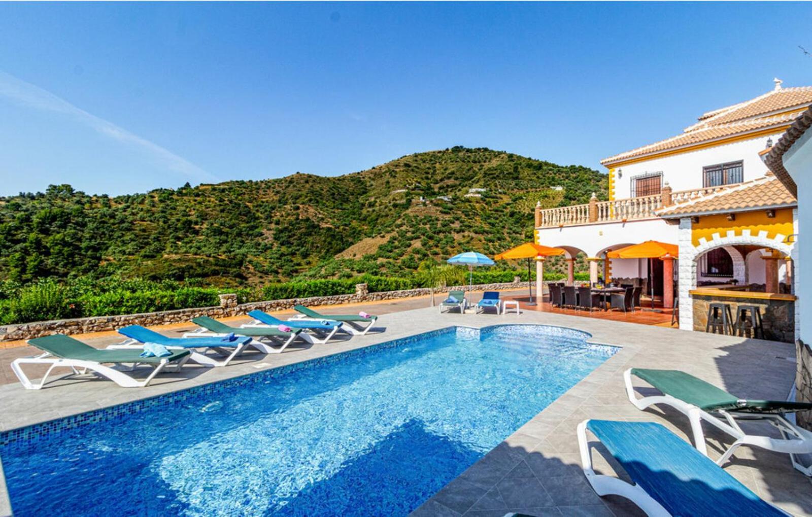 Villa Javier En Sayalonga Luaran gambar