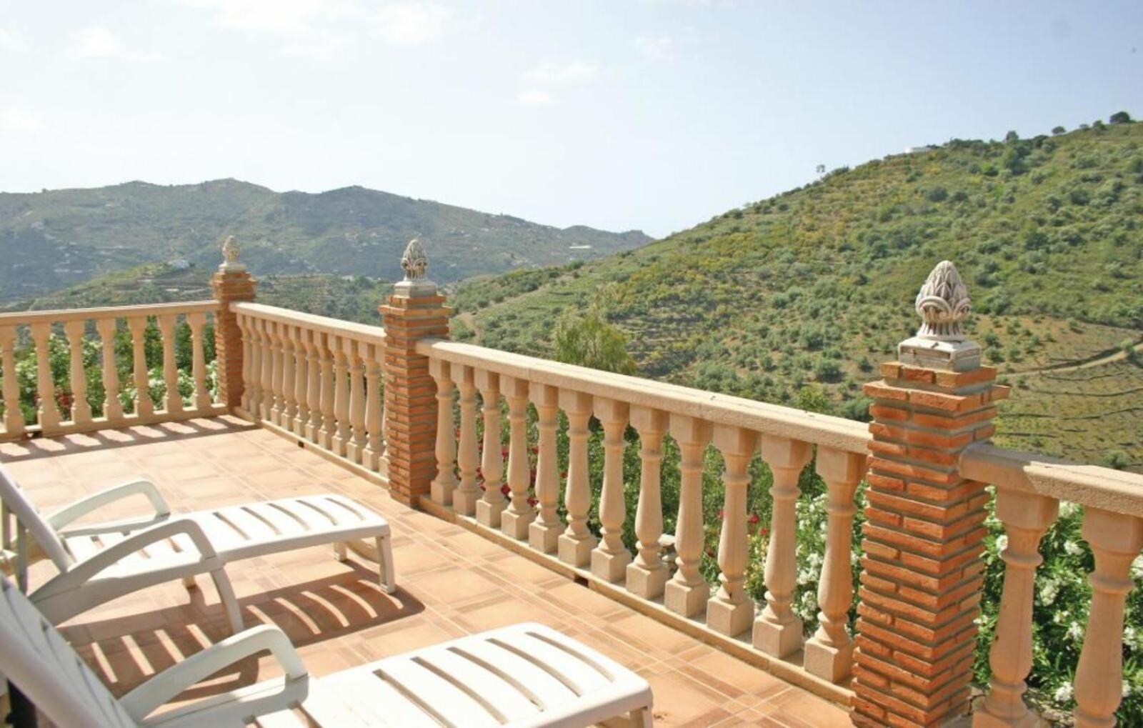 Villa Javier En Sayalonga Luaran gambar